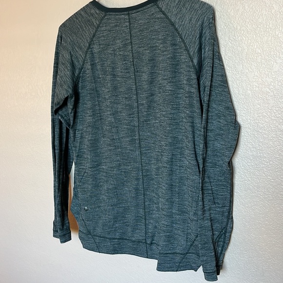 Lululemon shirt - Picture 5 of 5